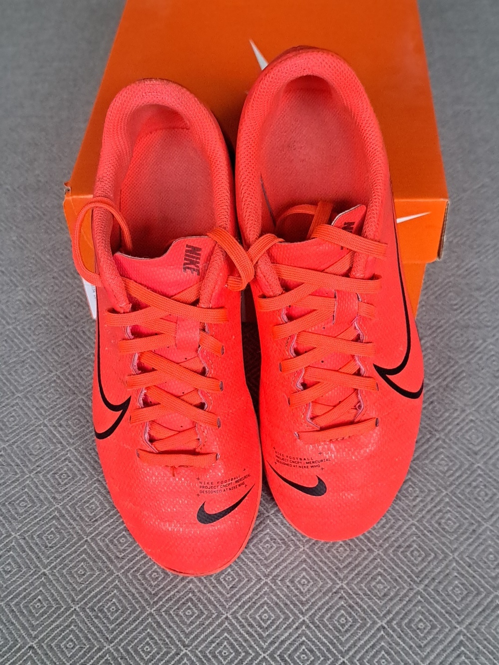 Nike Vapor 13 Club Mercurial Cleats